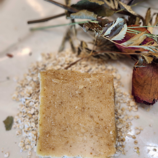 Handcrafted oats & Aloe soap | Naked Lavender